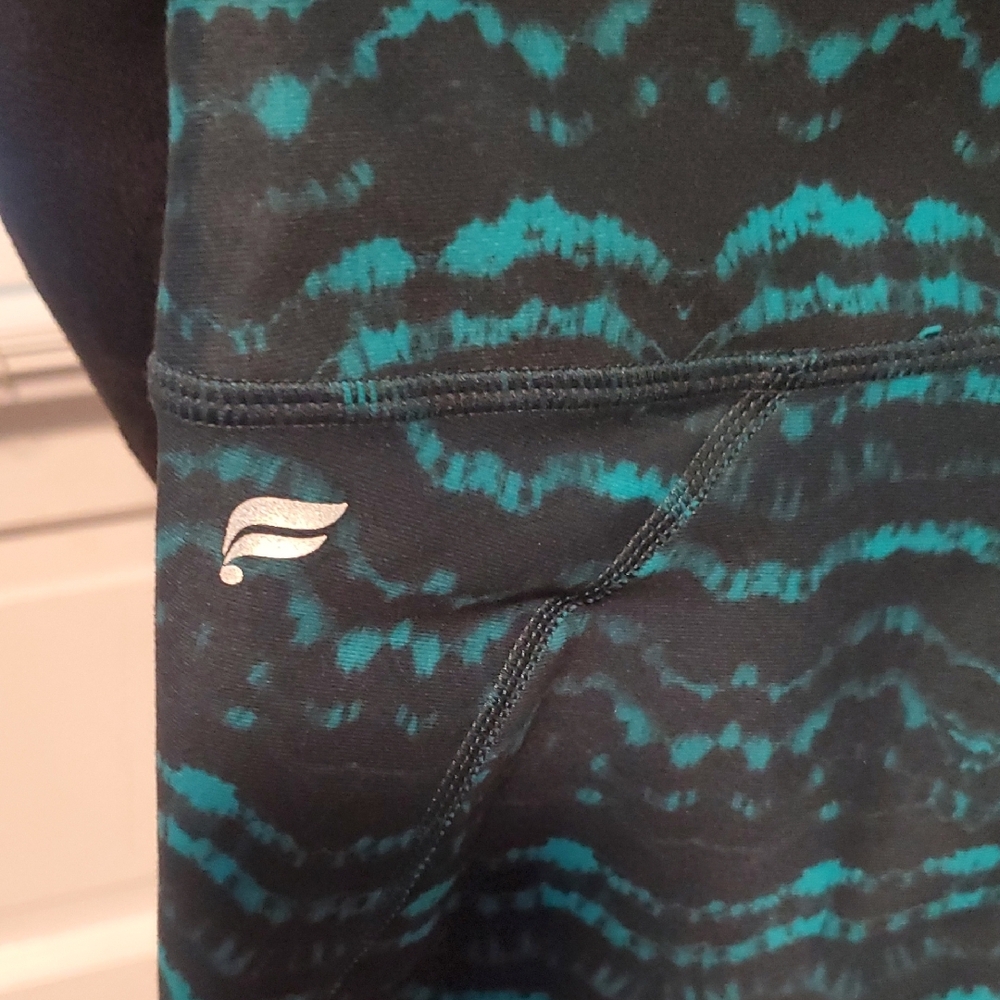 Fabletics Blue Patterned Women's Active Leggings - image 8